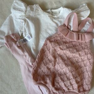 Next Gorgeous Matching girls Set - White and Pink 3-6 M